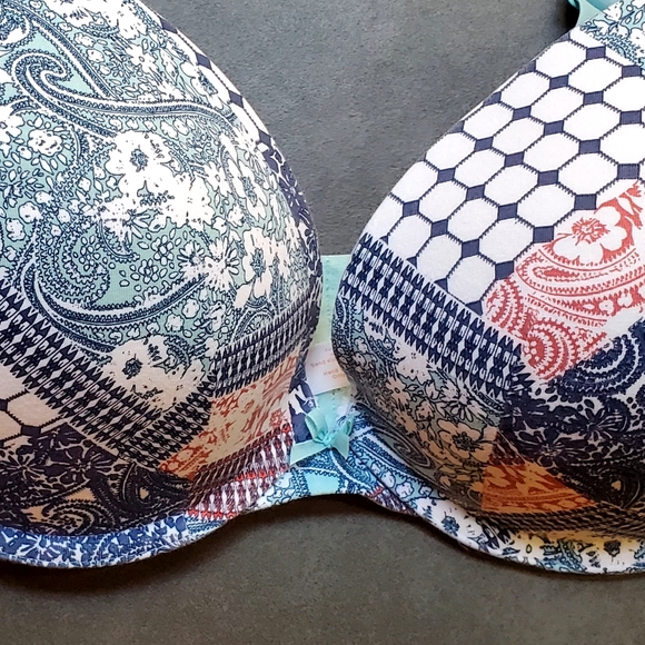 Cacique Boost Plunge Bra 38F - Picture 3 of 12